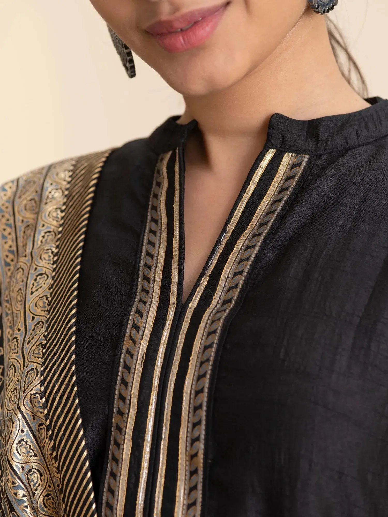 Black Solid Silk Straight Kurta With Palazzos & Dupatta