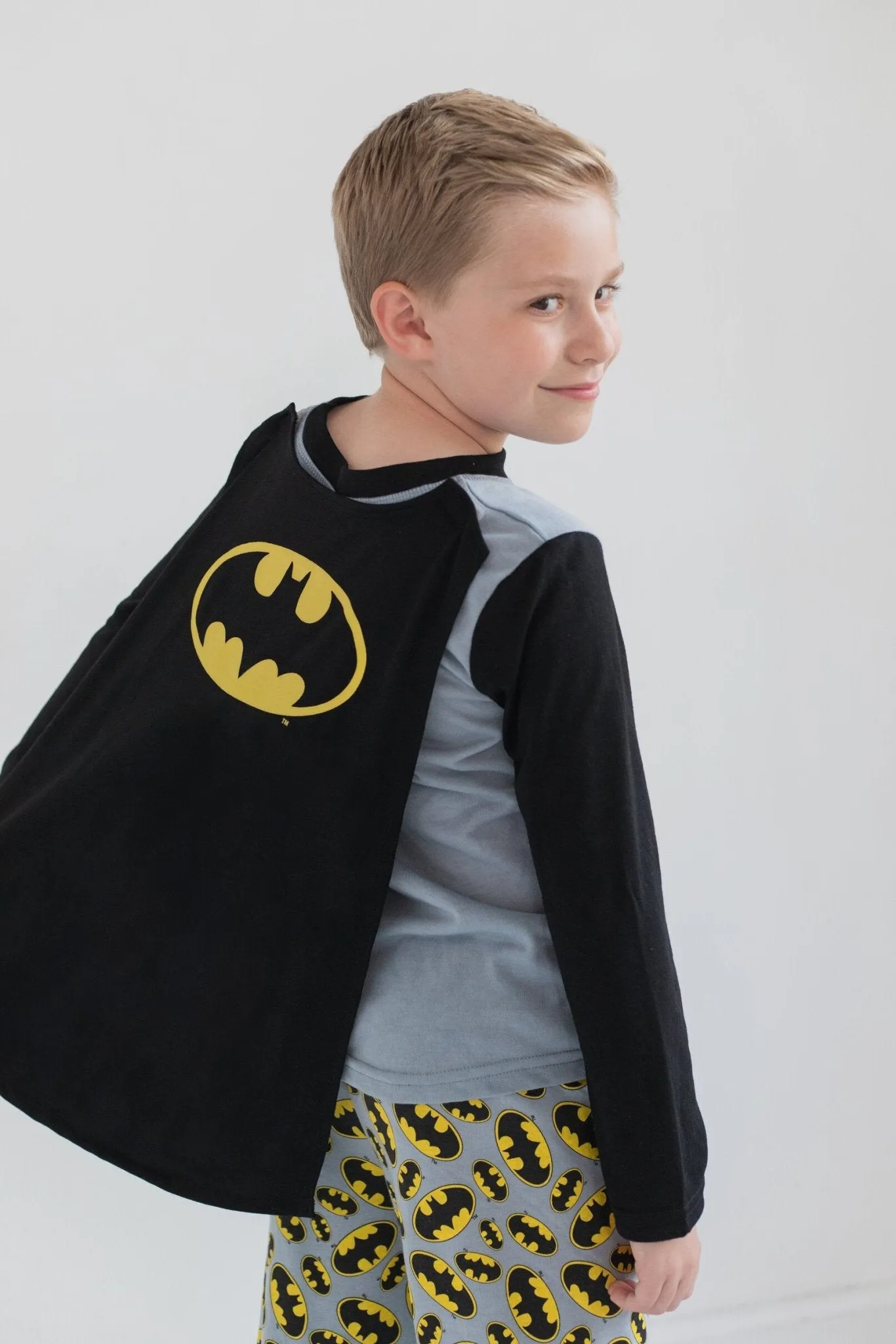 DC Comics Justice League Batman Pullover Pajama Shirt and Pants Sleep Set