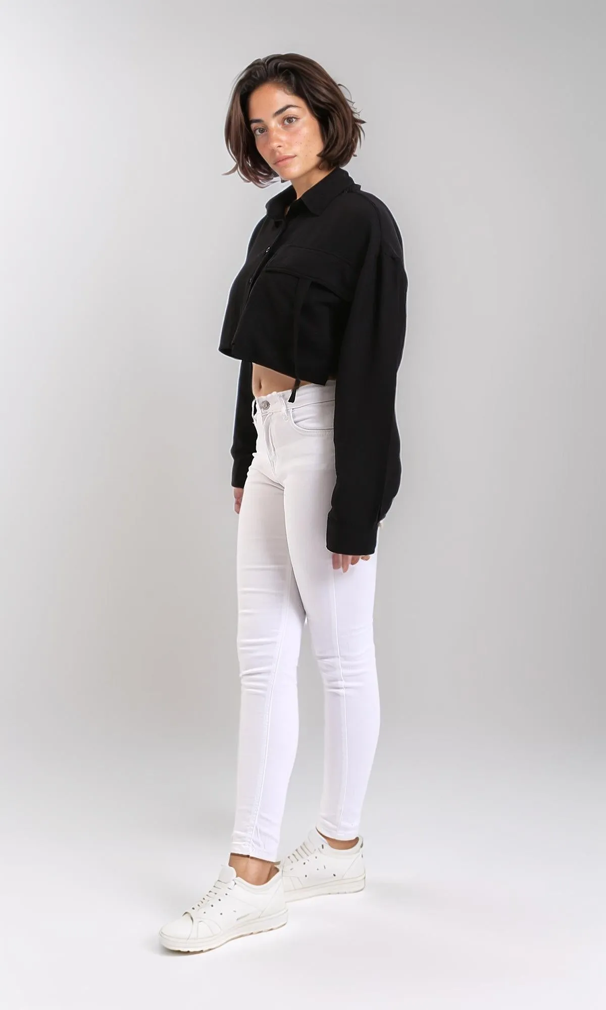R208490 - Lightweight Solid Cropped Shirt - Black