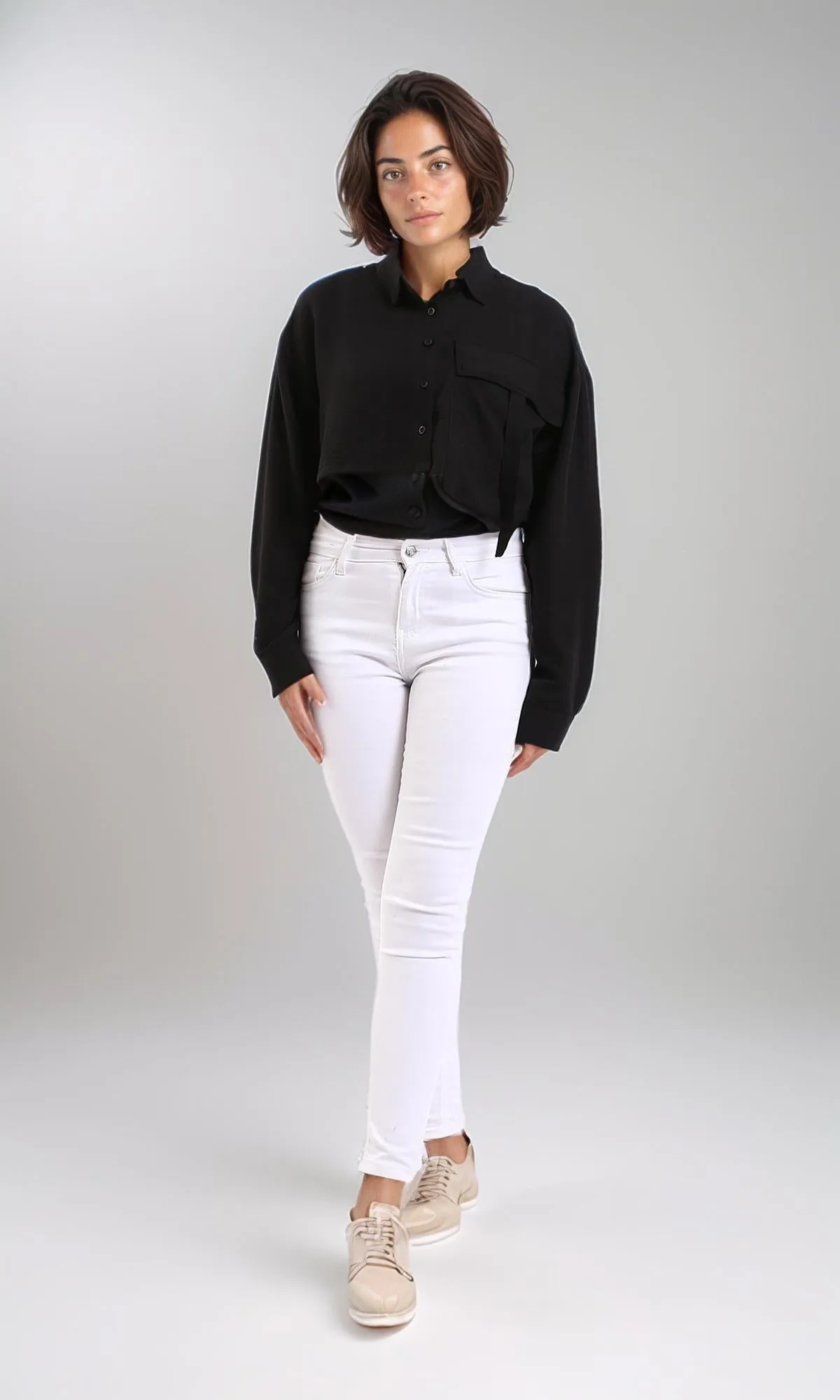 R208490 - Lightweight Solid Cropped Shirt - Black
